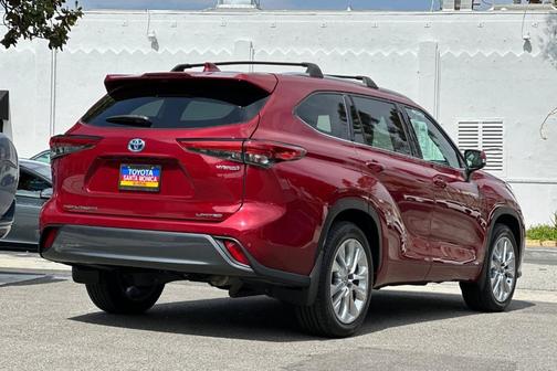 2021 Toyota Highlander Hybrid Limited