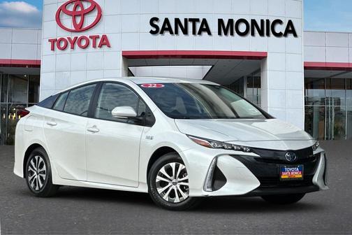 2022 Toyota Prius Prime XLE