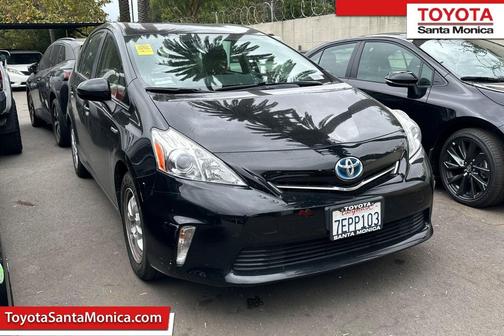 2014 Toyota Prius v Three