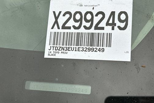 2014 Toyota Prius v Three