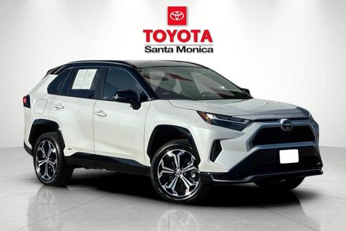 2025 Toyota RAV4 Hybrid SE
