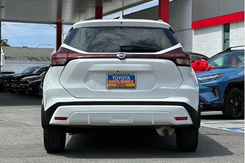 2021 Nissan Kicks SV