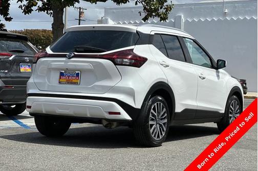 2021 Nissan Kicks SV