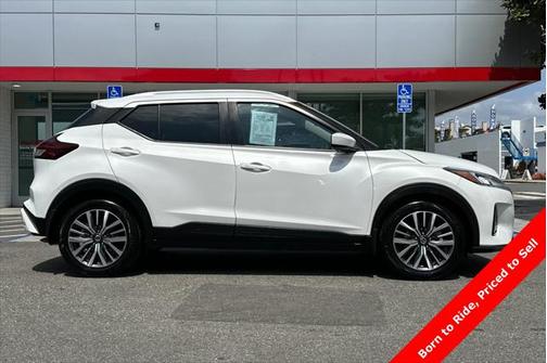 2021 Nissan Kicks SV