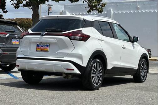 2021 Nissan Kicks SV
