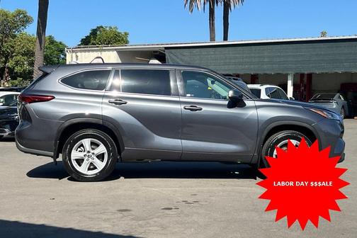 2020 Toyota Highlander LE
