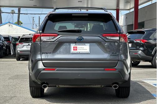 2022 Toyota RAV4 Hybrid XLE Premium