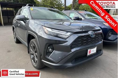 2022 Toyota RAV4 Hybrid XLE Premium
