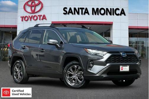 2022 Toyota RAV4 Hybrid XLE Premium