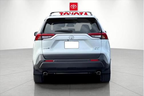 2025 Toyota RAV4 Hybrid XLE Premium