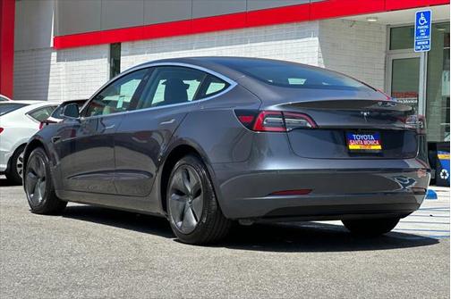 2020 Tesla Model 3 Standard Range Plus