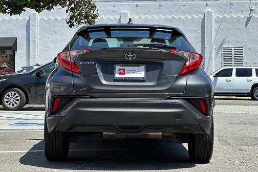 2021 Toyota C-HR LE