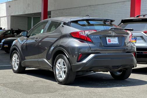 2021 Toyota C-HR LE