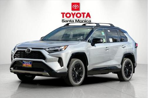 2025 Toyota RAV4 Hybrid SE