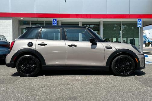 2022 MINI Hardtop Cooper S
