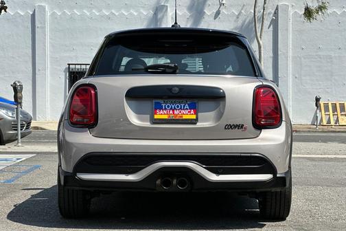 2022 MINI Hardtop Cooper S