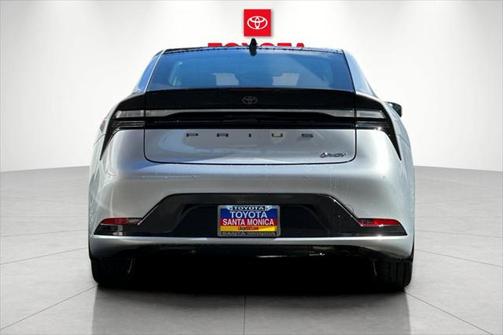 2025 Toyota Prius L
