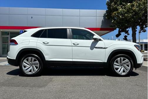 2021 Volkswagen Atlas Cross Sport 2.0T SE w/Technology 4MOTION