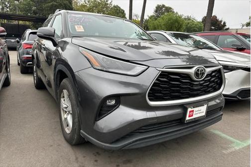 2024 Toyota Highlander LE