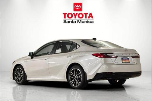 2025 Toyota Camry XLE