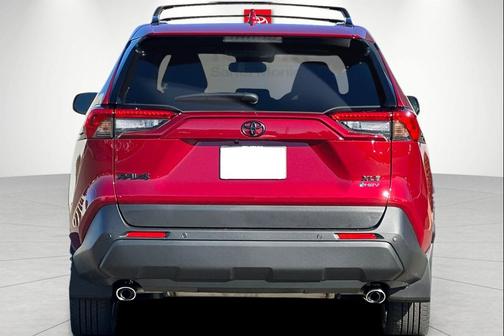 2025 Toyota RAV4 Hybrid XLE Premium