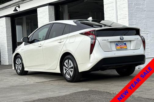 2018 Toyota Prius Two
