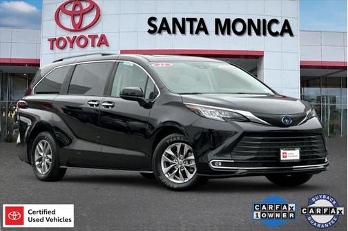 2023 Toyota Sienna XLE