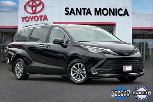 2023 Toyota Sienna XLE