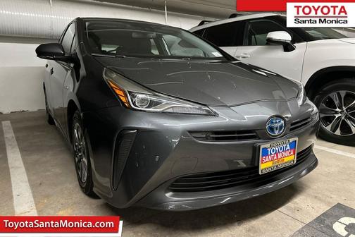 2021 Toyota Prius XLE