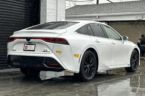 2022 Toyota Mirai Base