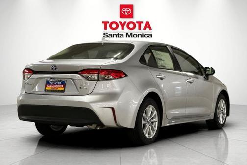 2025 Toyota Corolla Hybrid LE