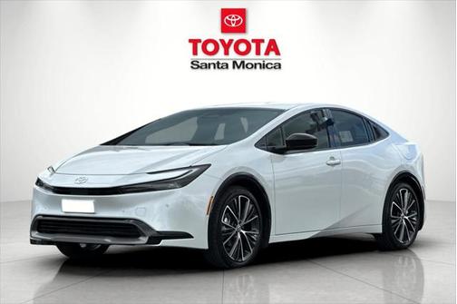 2025 Toyota Prius XLE