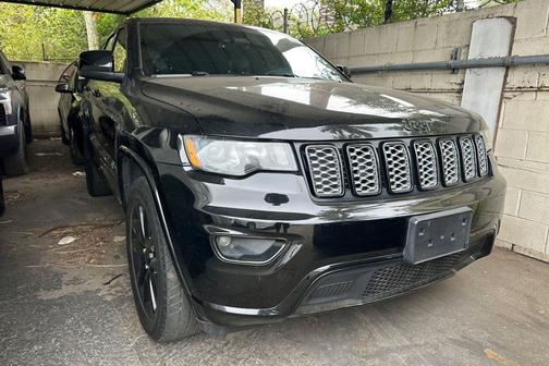 2018 Jeep Grand Cherokee Altitude