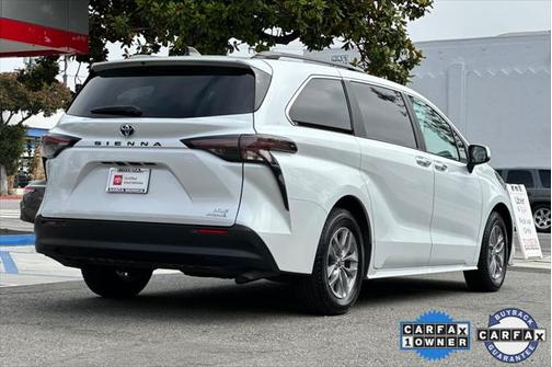 2023 Toyota Sienna XLE 7 Passenger