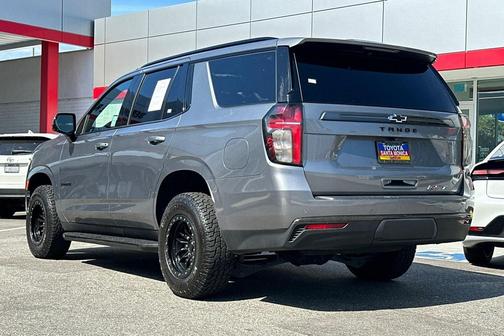 2021 Chevrolet Tahoe 4WD RST