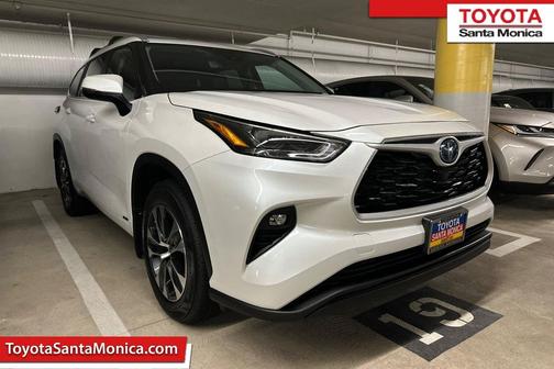 2024 Toyota Highlander Hybrid XLE