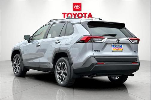 2025 Toyota RAV4 Hybrid XLE Premium