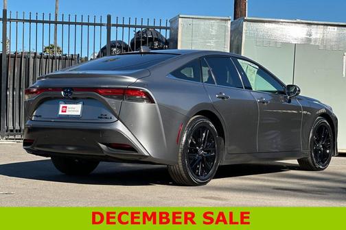 2021 Toyota Mirai Base