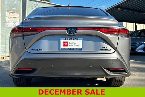 2021 Toyota Mirai Base