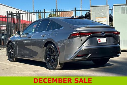 2021 Toyota Mirai Base