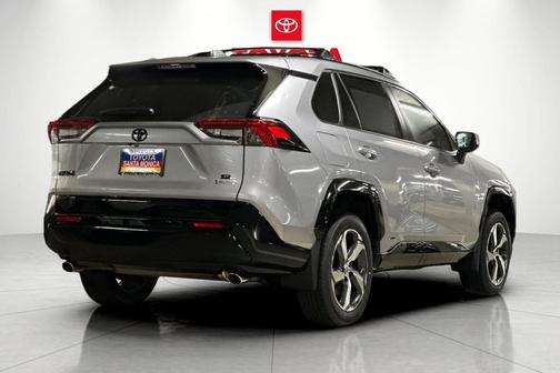 2025 Toyota RAV4 Hybrid SE