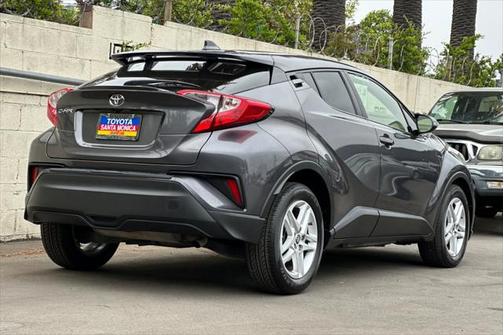 2021 Toyota C-HR LE