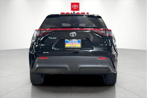 2025 Toyota bZ4X XLE