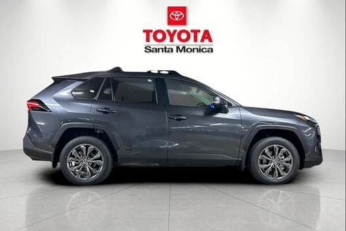 2025 Toyota RAV4 Hybrid XLE Premium