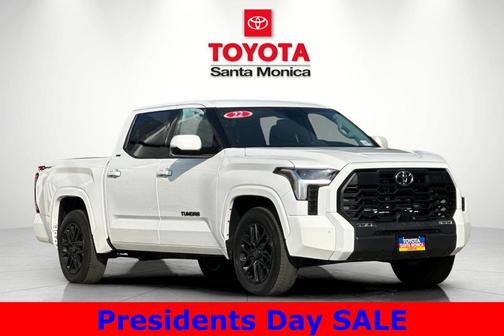 2022 Toyota Tundra SR5
