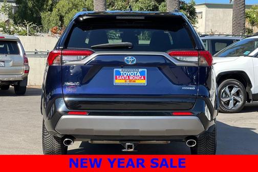 2019 Toyota RAV4 Hybrid SE