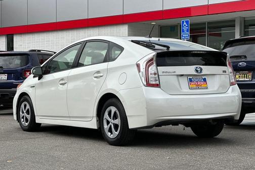 2015 Toyota Prius Four