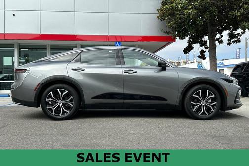 2023 Toyota Crown XLE