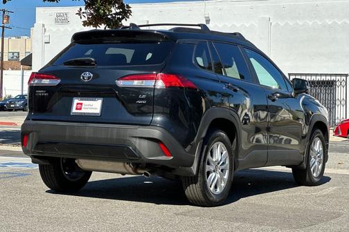 2025 Toyota Corolla Cross LE