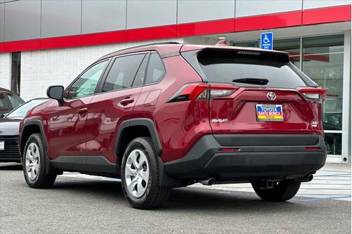 2021 Toyota RAV4 LE
